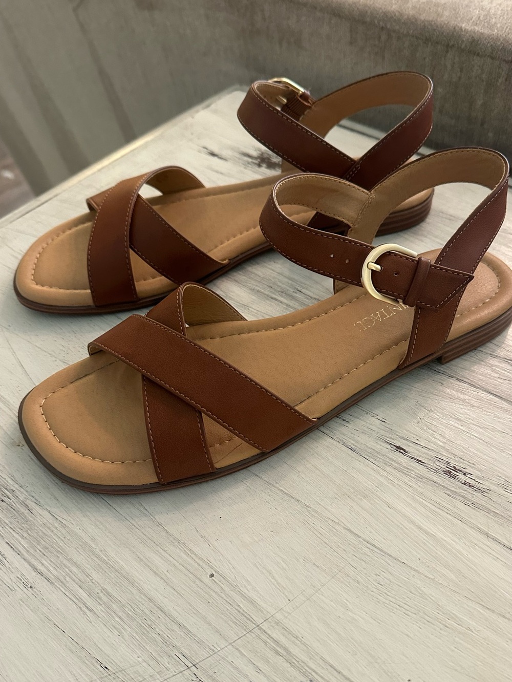 Women's Brown Leather Cross-Strap Ankle Buckle Sandals